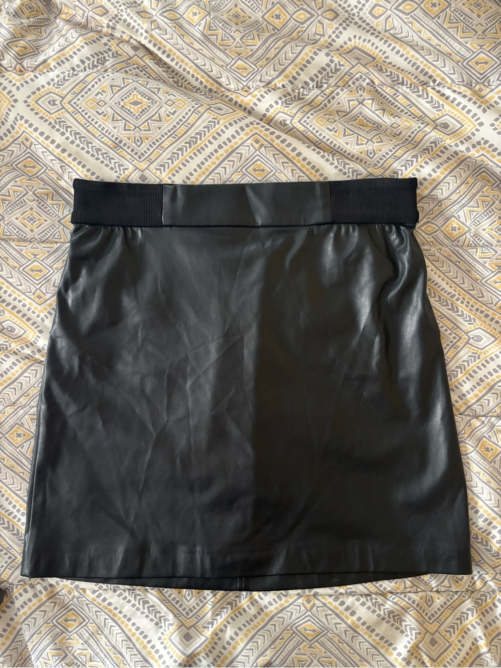 Calvin Klein Black Faux Leather Mini Skirt (L)
